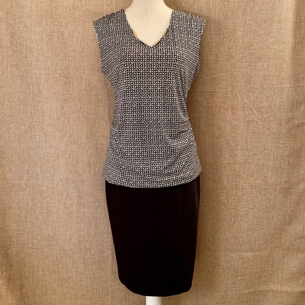WHBM ruched black & white top